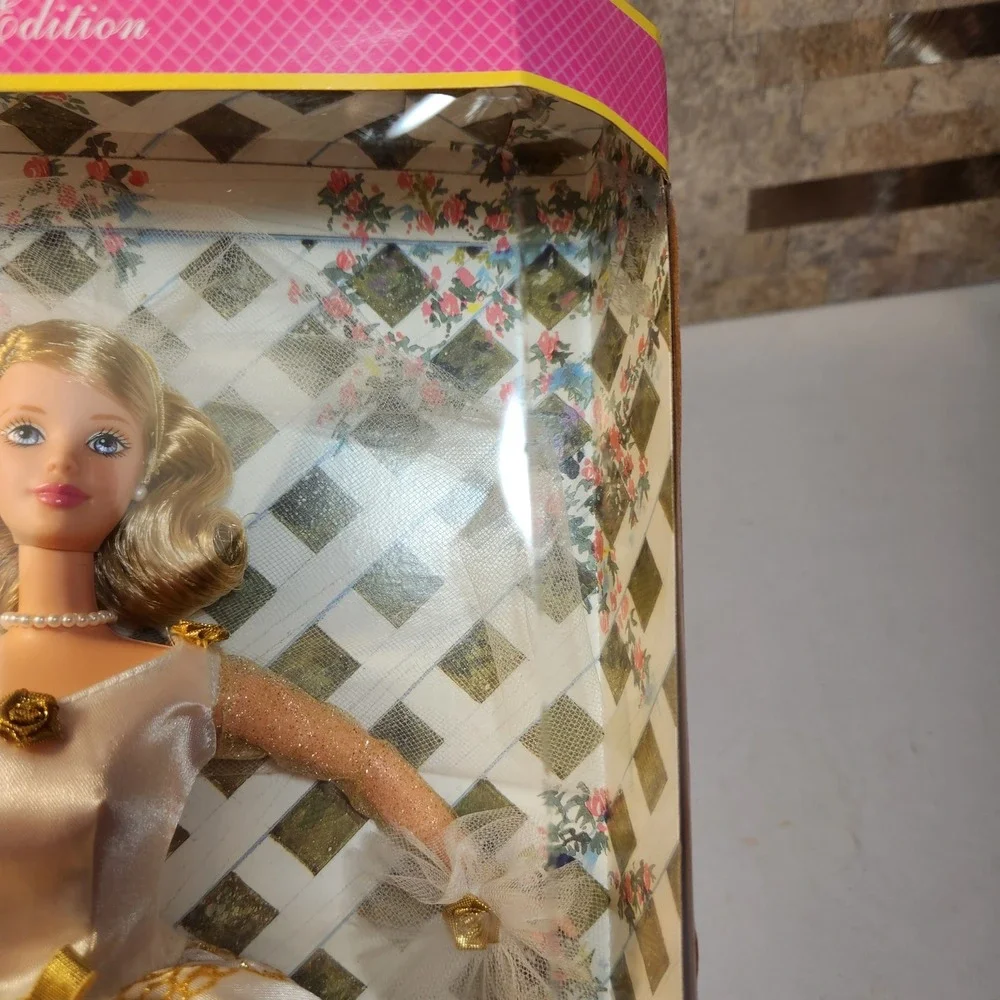Mattel Club Wedd Barbie Target Special Edition 1998 Wedding Doll NIB 19833